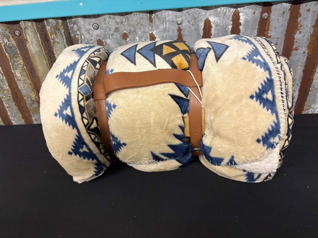 Southwestern Cream, Blue & Tribal Pattern Sherpa‑Backed Queen Blanket