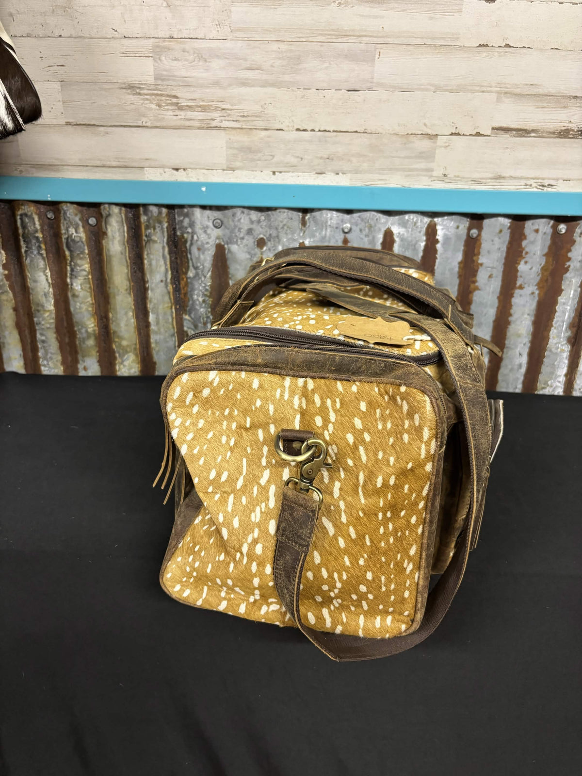 Western Multi-Pocket Fawn Print & Leather Weekender Duffel