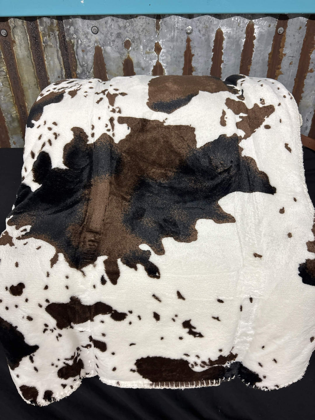 Cowhide Sherpa‑Backed Queen Blanket