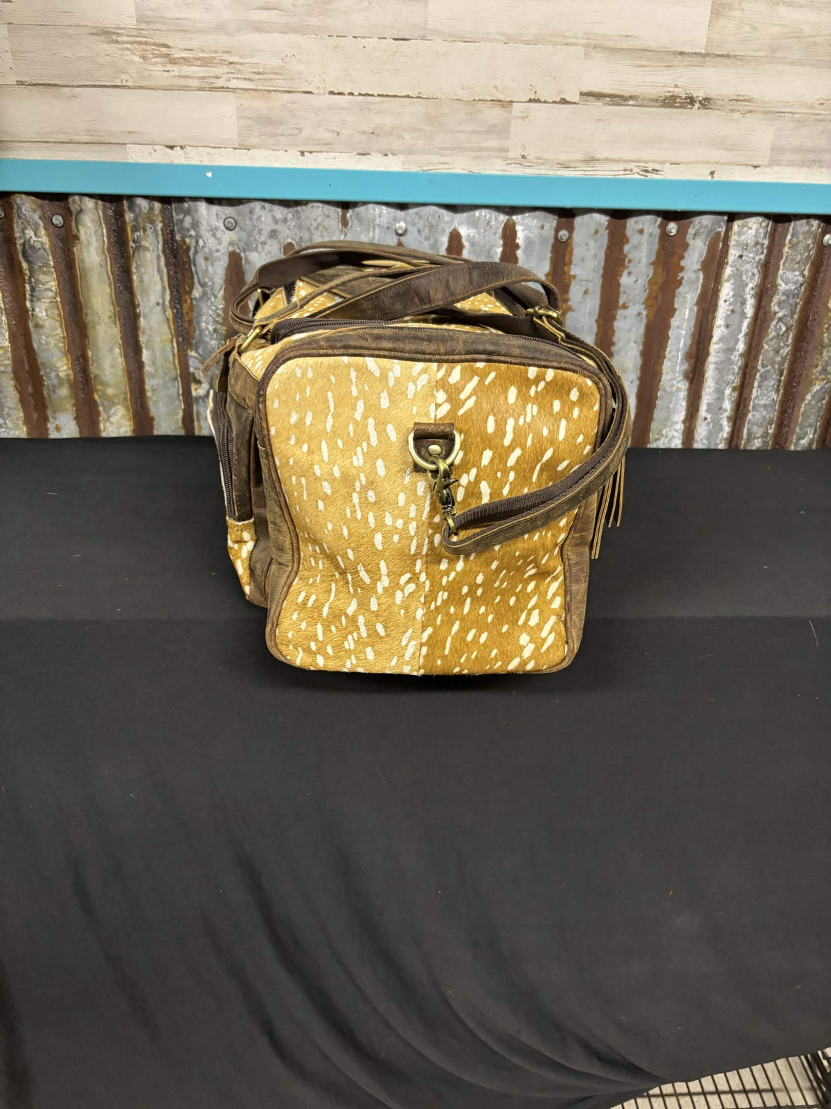 Western Multi-Pocket Fawn Print & Leather Weekender Duffel