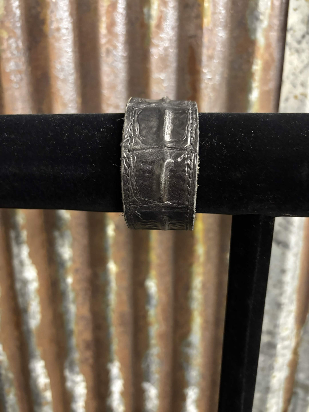 Crocodile Leather-Style Wide Cuff